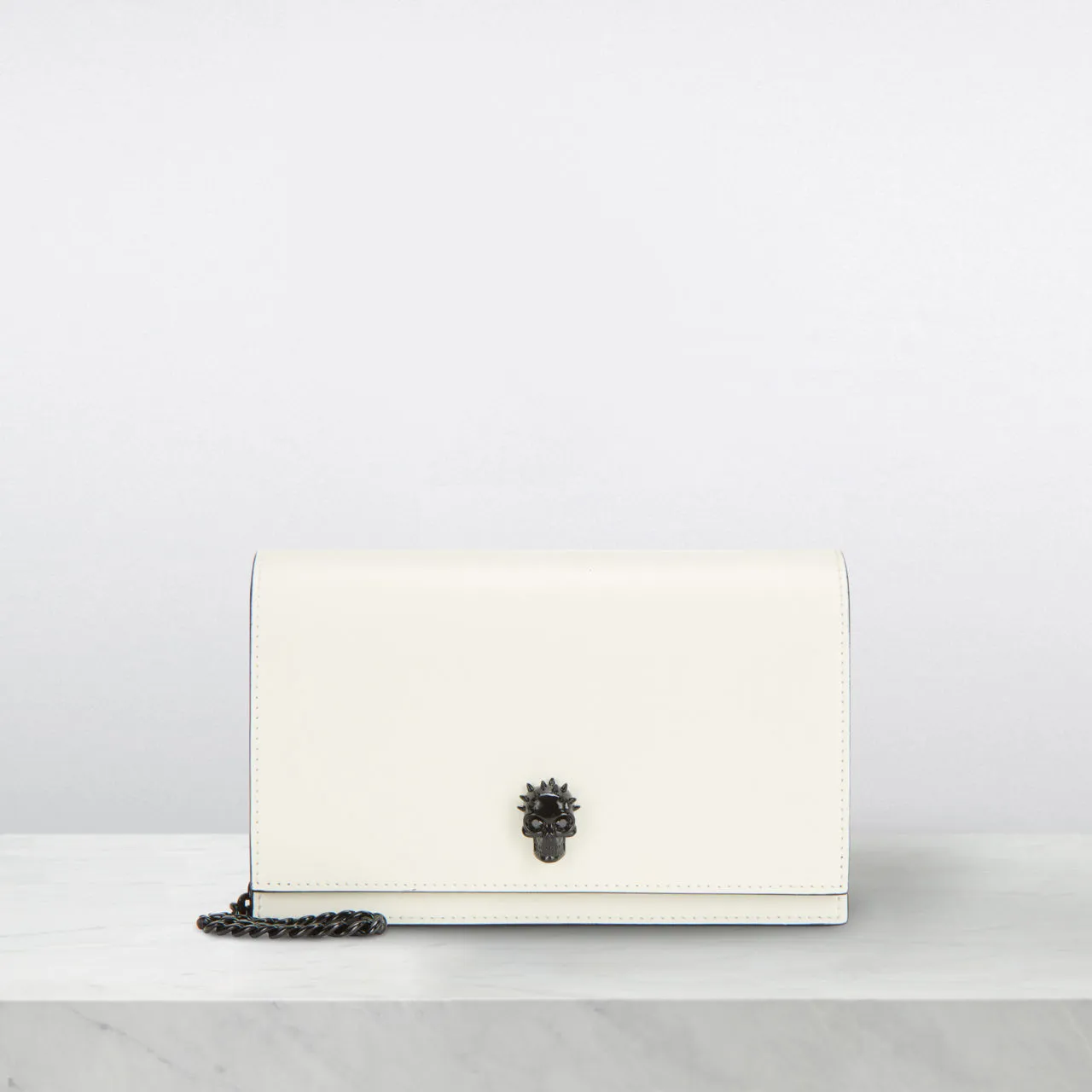 ALEXANDER MCQUEEN Skull Small Crossbody Bag - Soft Ivory