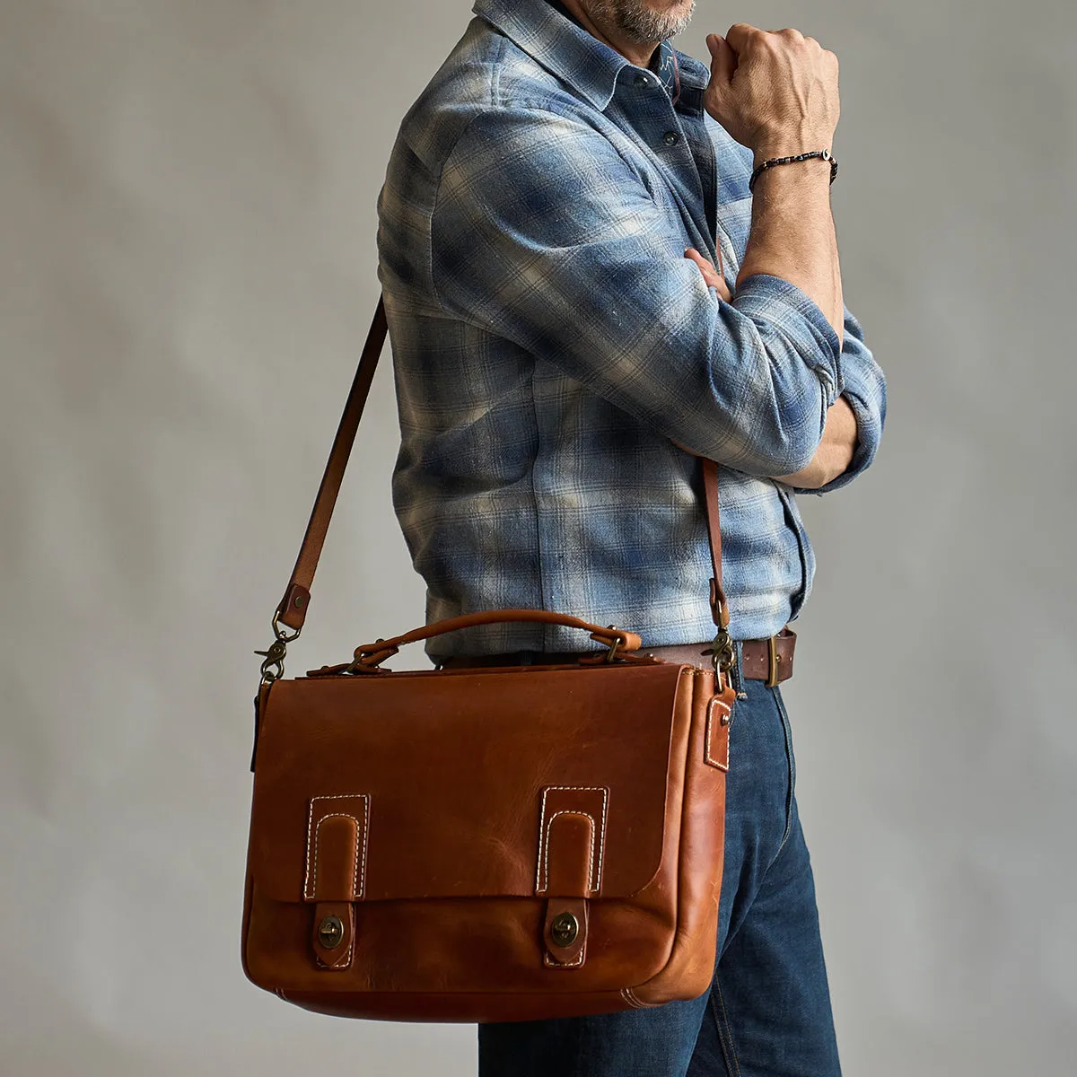 Americana Messenger #201