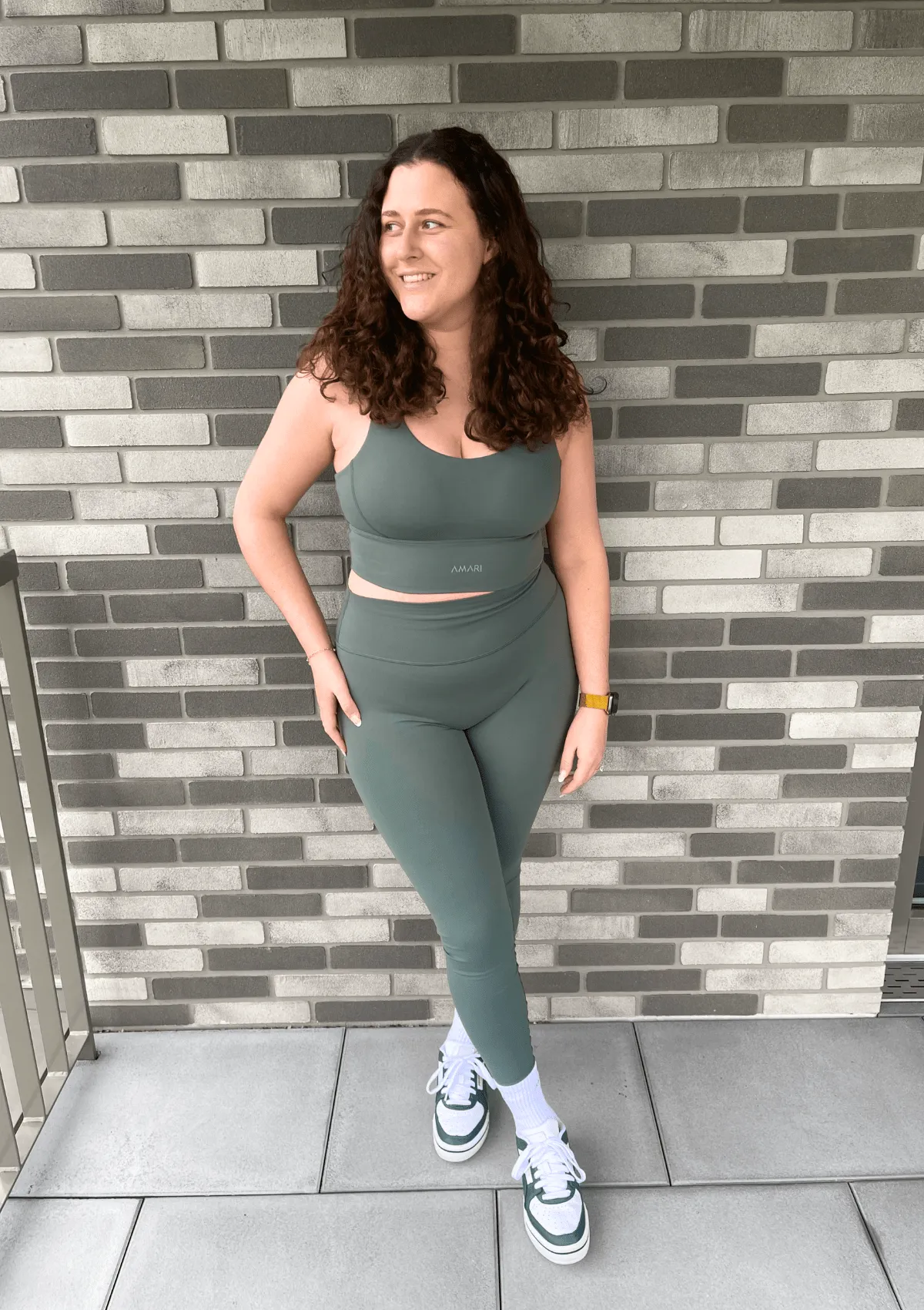 Essentials Leggings - Olive