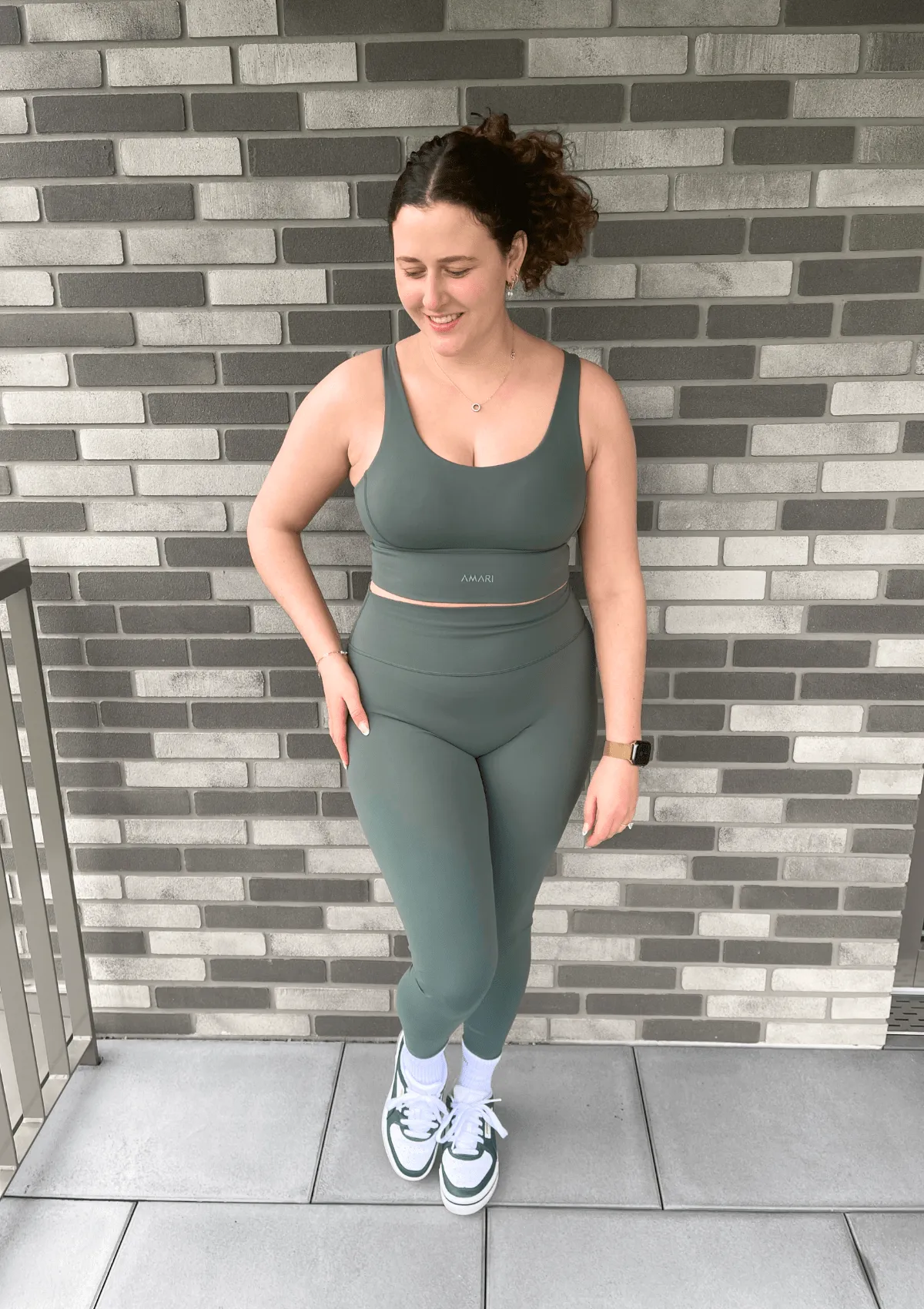 Essentials Leggings - Olive