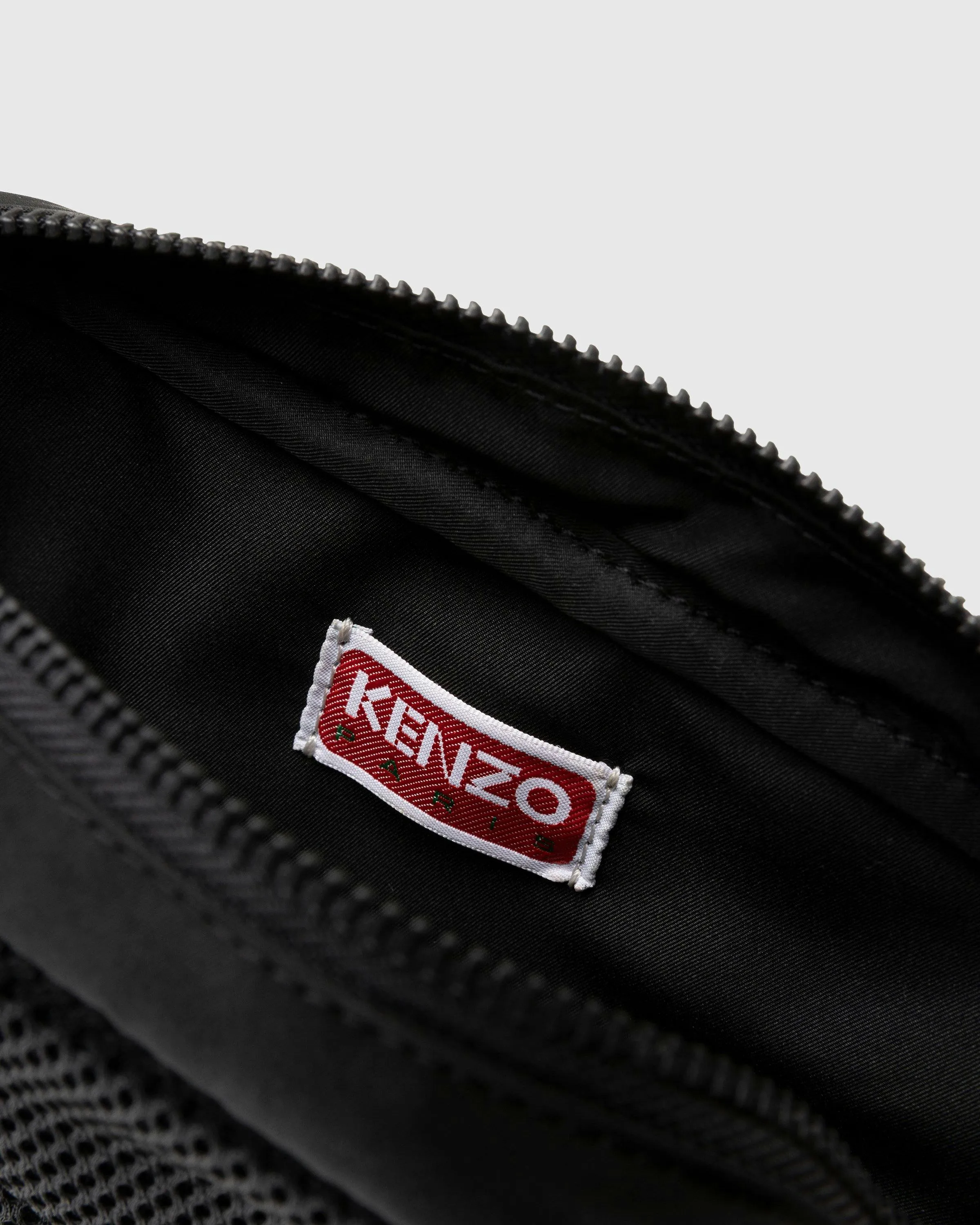 Kenzo – Crest Crossbody Bag Black | Highsnobiety Shop