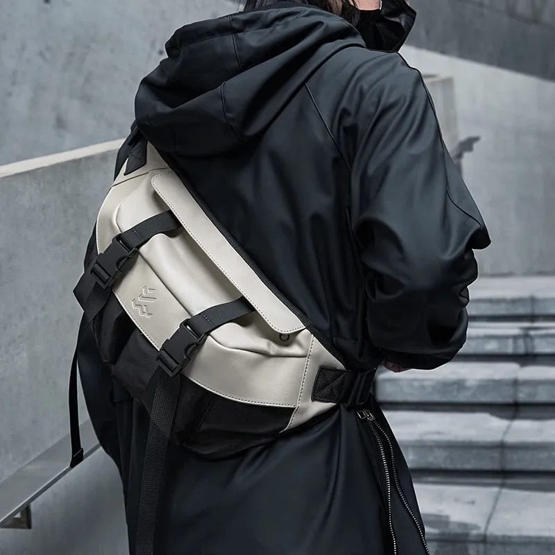 messenger bag techwear