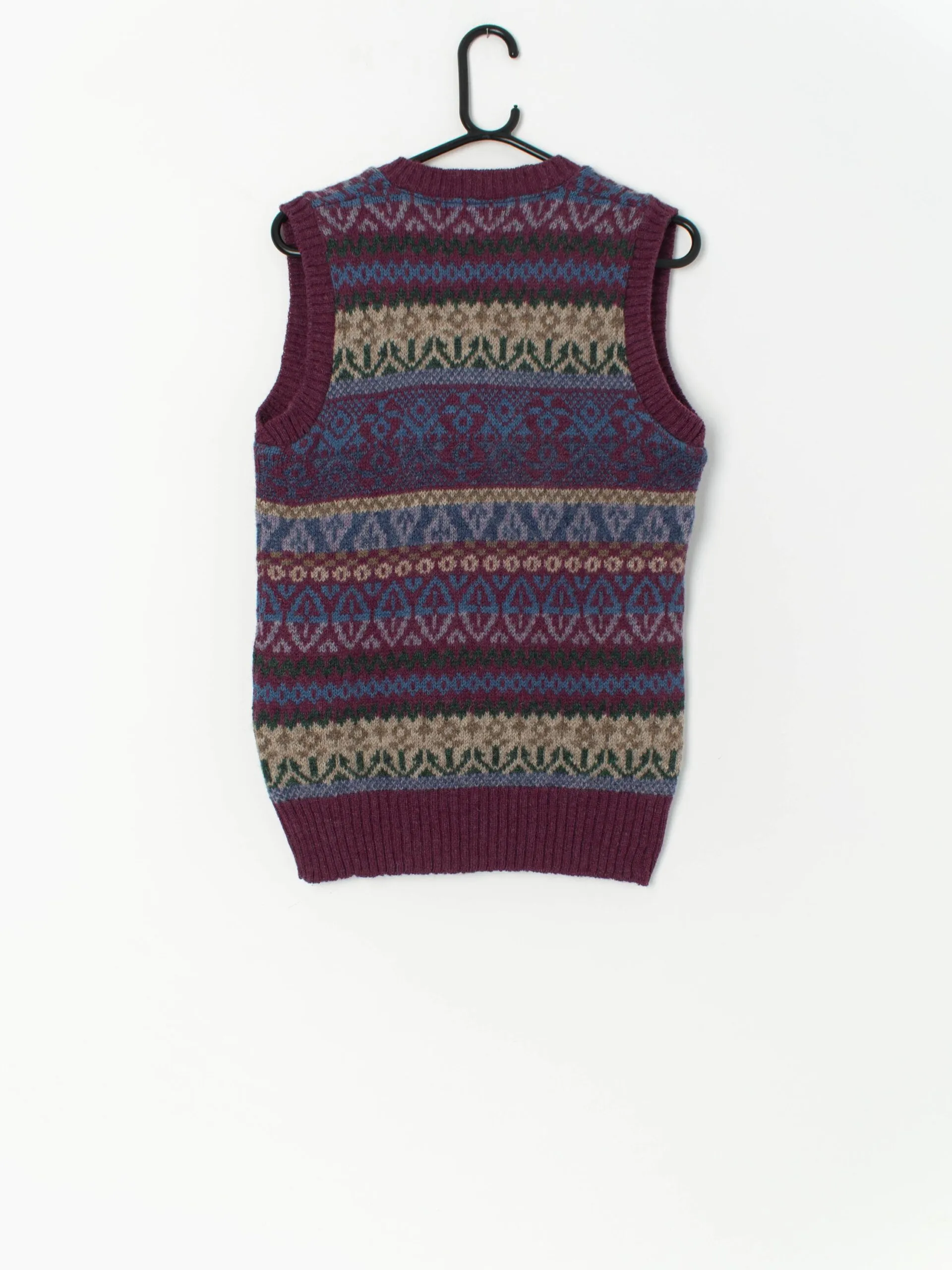 Vintage Pitlochry Shetland wool knitted vest in dark purple, mens – Small