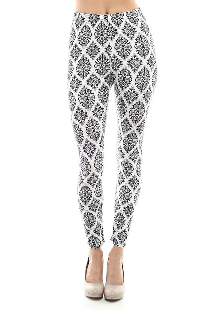 Women's Regular Petal Shape Pattern Print Leggings - White Black